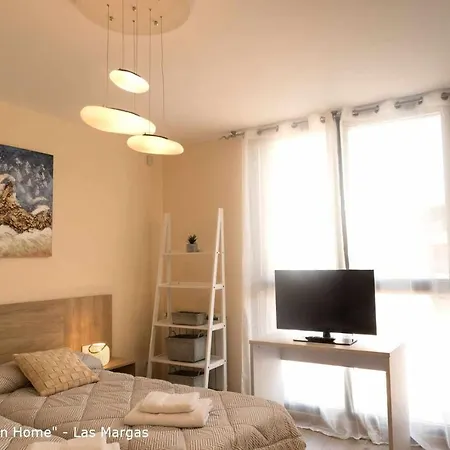 Golf And Mountain Margas Duplex De Lujo דירה