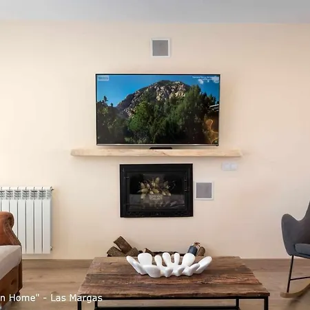 Golf And Mountain Margas Duplex De Lujo דירה